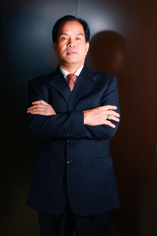 侯昌财肖像